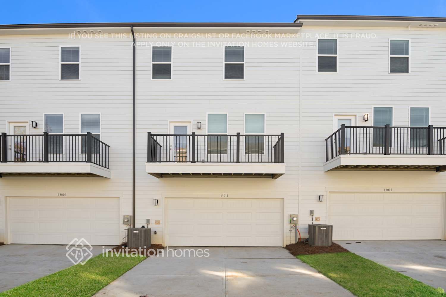 Building Photo - 13011 Western Ln
