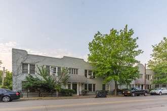 Building Photo - Valley View