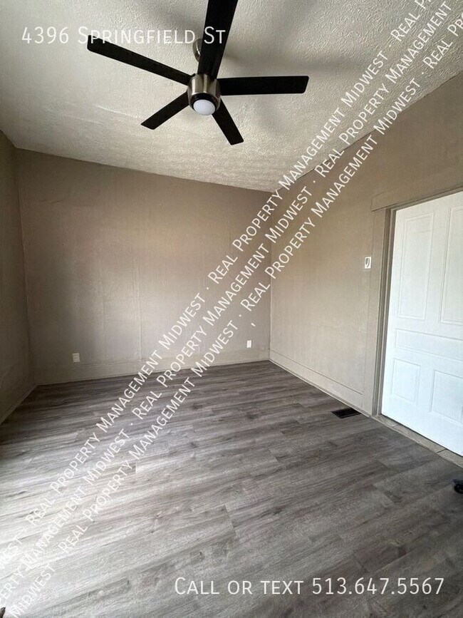 Building Photo - 4396 Springfield St