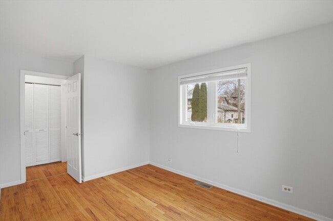 Building Photo - 8912 Windsor Ln