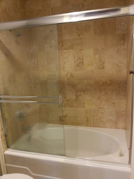 Master Suite - THIS IS FOR RENT - 7106 Pelican St