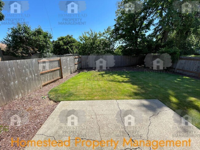 Building Photo - 567