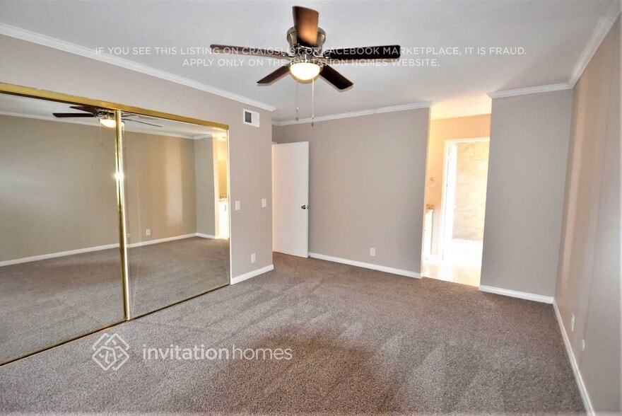 Building Photo - 1500 W Alexis Ave