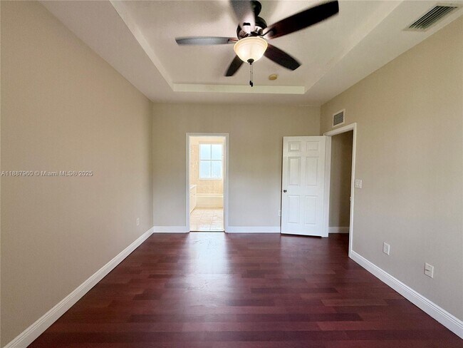 Building Photo - 13741 SW 274th Terrace