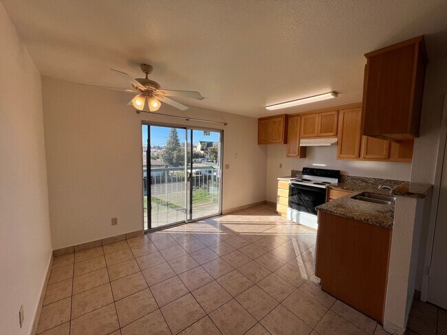 Building Photo - Two-bedroom upstairs apartment in Riverbank!