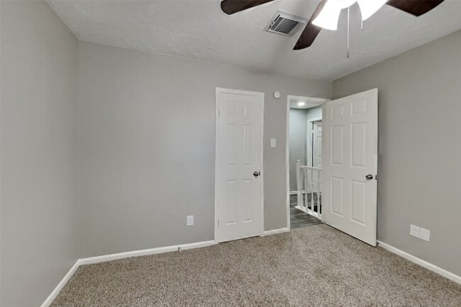 Building Photo - 16054 Pinyon Creek Dr