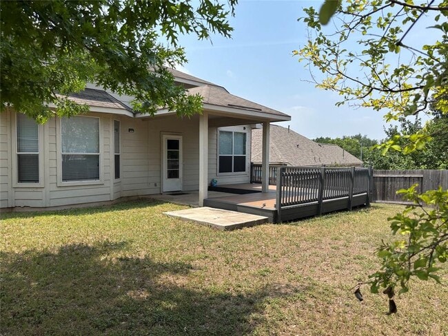Building Photo - 1608 Bowerton Dr
