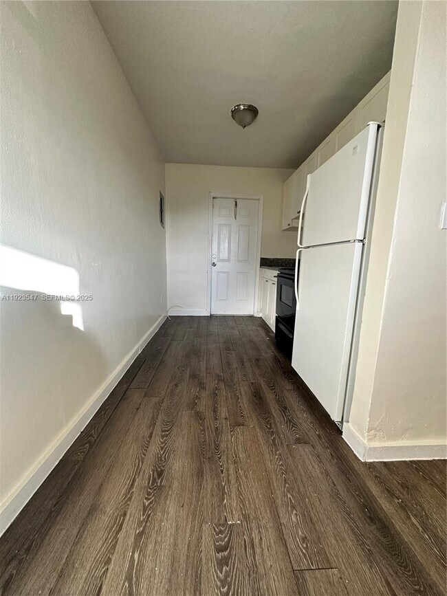 Building Photo - 26627 SW 139th Ave