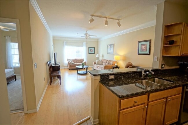 Building Photo - 4207 S Dale Mabry Hwy