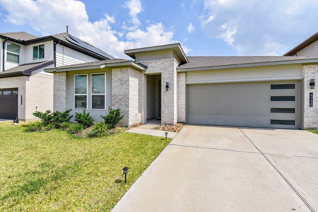 Primary Photo - 4730 Torcello Fls Ln