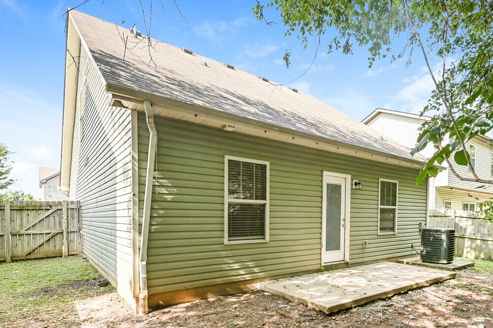Building Photo - 1854 Warmingfield Dr