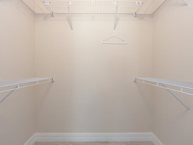 Building Photo - RENT THIS WITH ZERO DEPOSIT