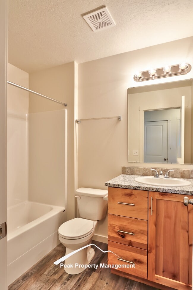 Building Photo - 76 S Drifter Loop