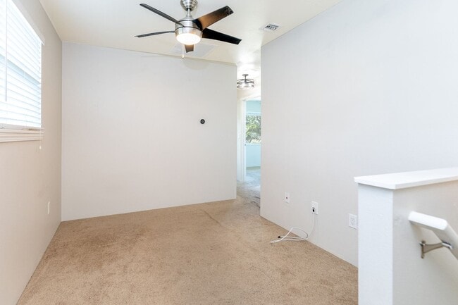 Building Photo - 3 bedroom, 2.5 bath, Garage Parkside by Gentry