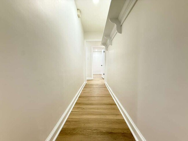 Building Photo - FOR RENT – FULLY REMODELED 4 BEDROOM | 2 BATH HOME!