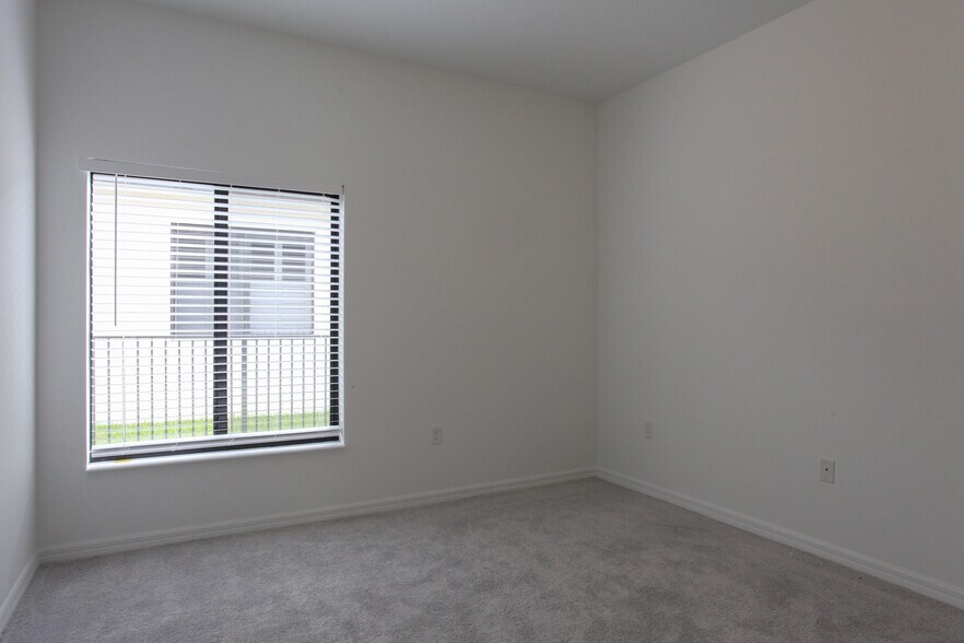 Building Photo - 4864 Gambero Way