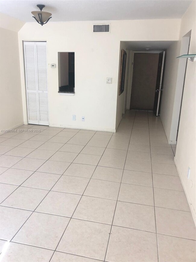 Building Photo - 11252 Royal Palm Blvd