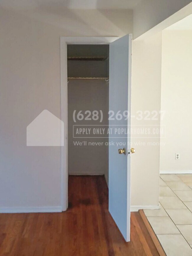 Building Photo - 10932 Margatehall Dr