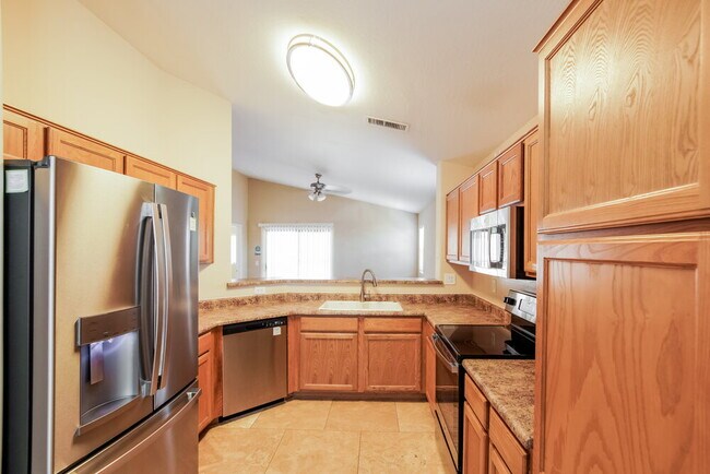 Building Photo - 25670 W St Kateri Ct
