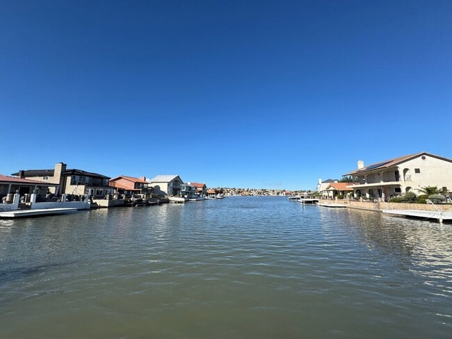 Building Photo - Stunning Waterfront Home in Spring Valley Lake!