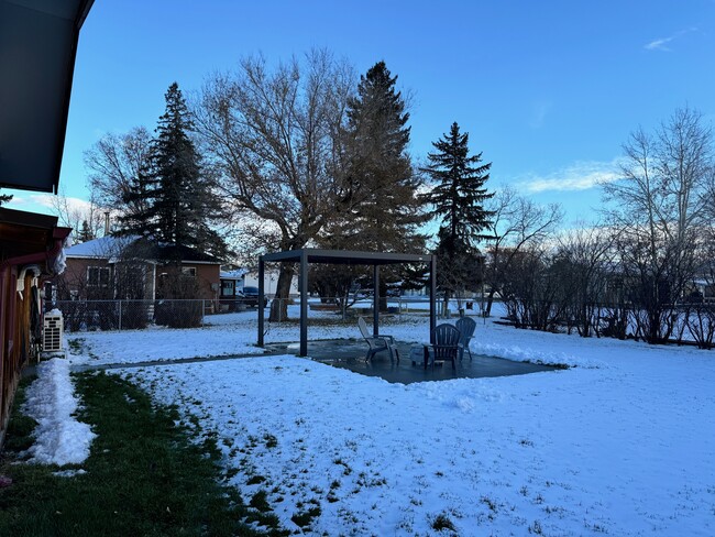 Backyard - 92 E Rosebud Ave