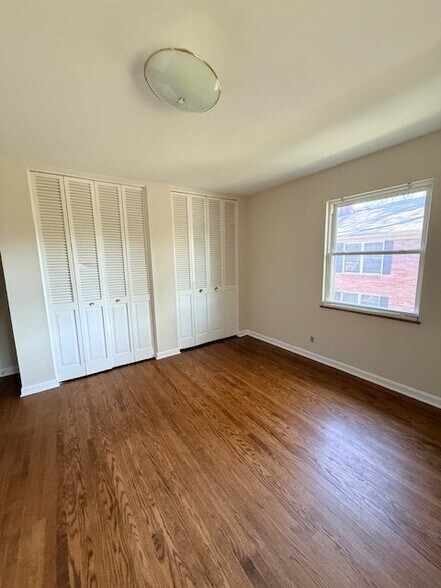 Building Photo - 3807 Leland Rd