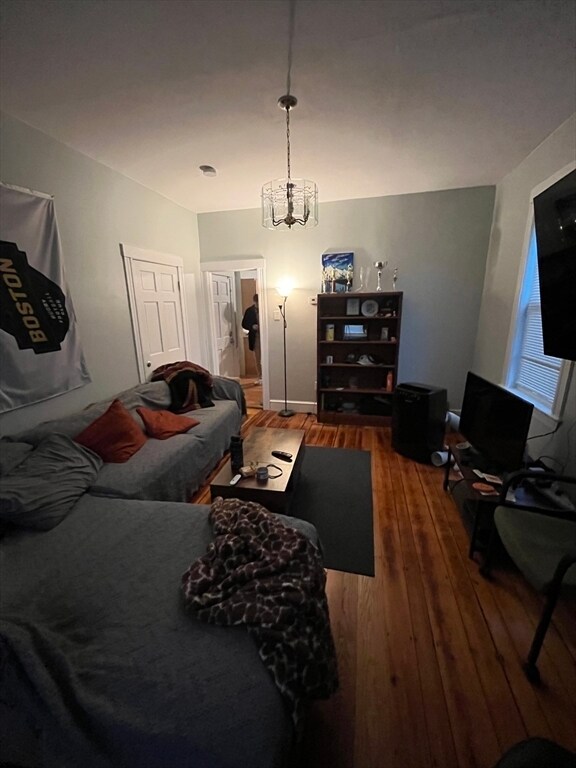 Building Photo - 63 Marshfield St