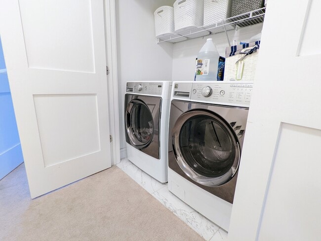 Building Photo - 2603 Chelsey St