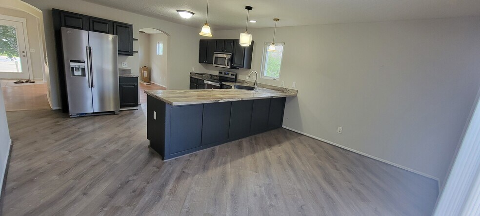 Building Photo - 2806 Fayrdale Dr