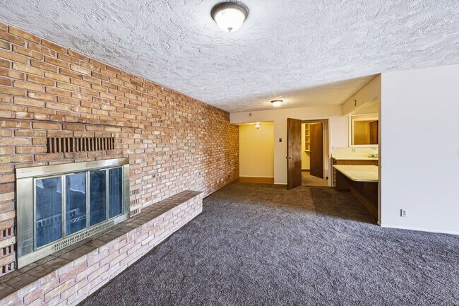 Building Photo - 4980 W 4000 N