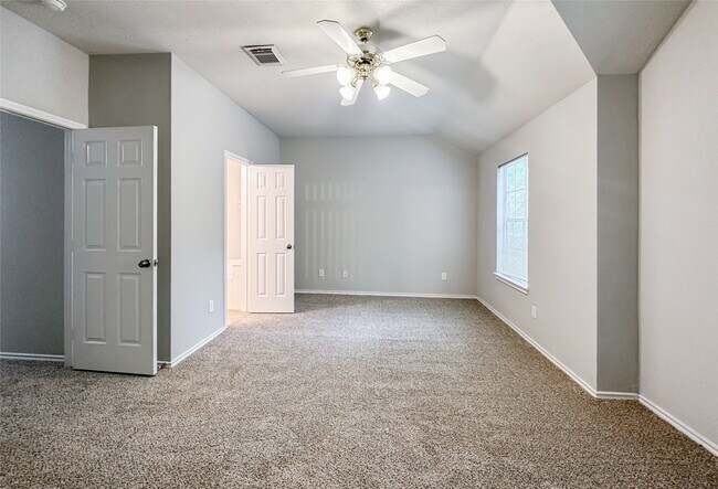 Building Photo - 131 Anise Tree Pl