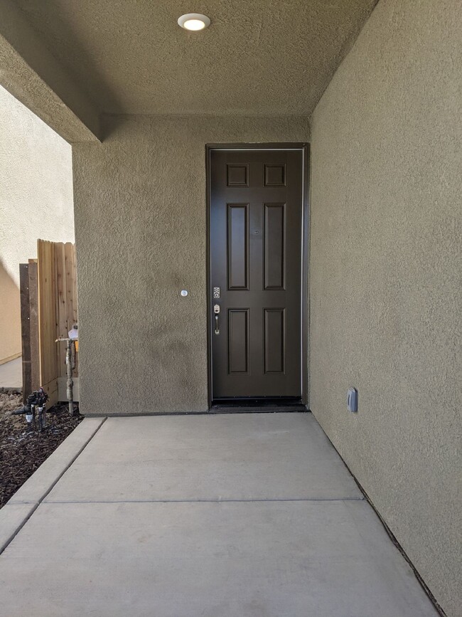 Building Photo - $250.00 OFF FIRST MONTH'S RENT!  Ready Now...