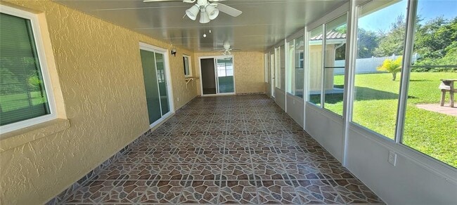 Building Photo - 644 Midiron Dr