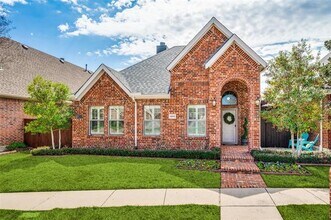 Building Photo - 1305 Snowberry Dr