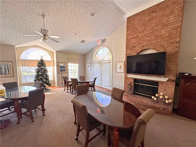 Building Photo - 9103 Windrush Ln