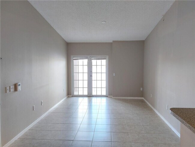 Building Photo - 5001 Wiles Rd