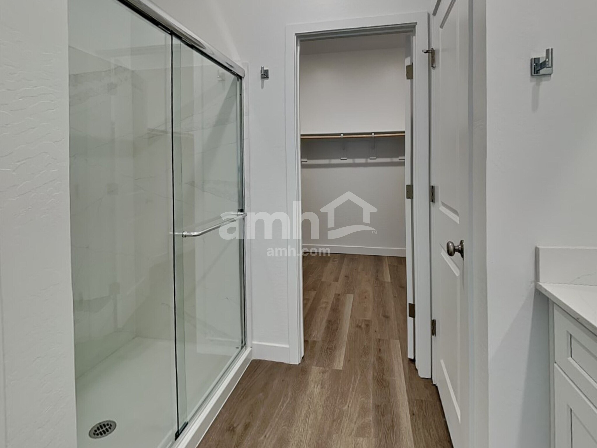 Building Photo - 20177 W Thomas Rd