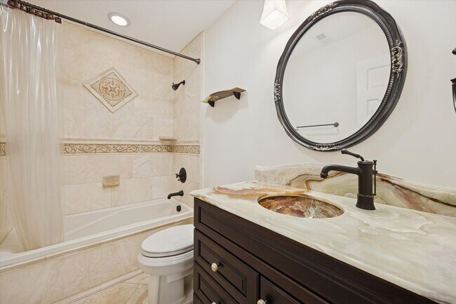 Building Photo - 801 79th St