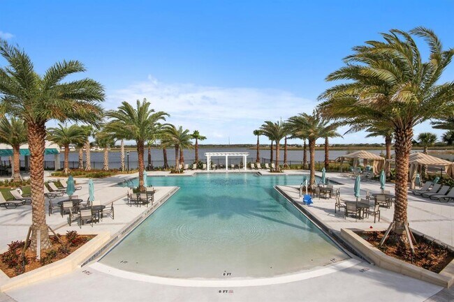 Building Photo - Lucaya Lake Club- Single Family Home