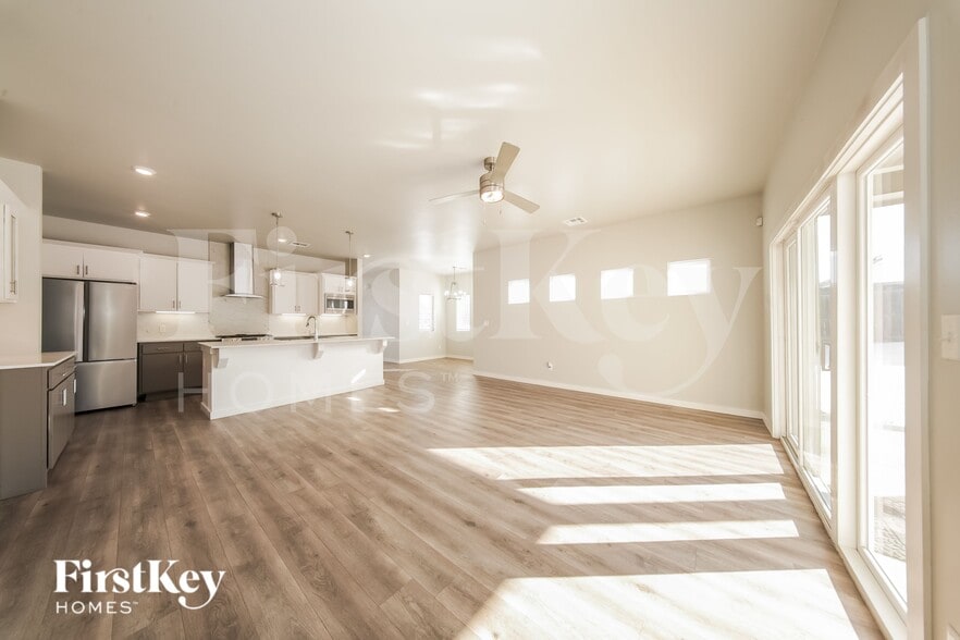 Building Photo - 504 NW 183rd St