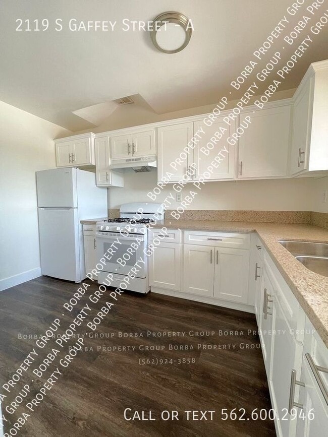 Building Photo - ***MOVE IN SPECIAL $500 OFF FIRST MONTHS R...