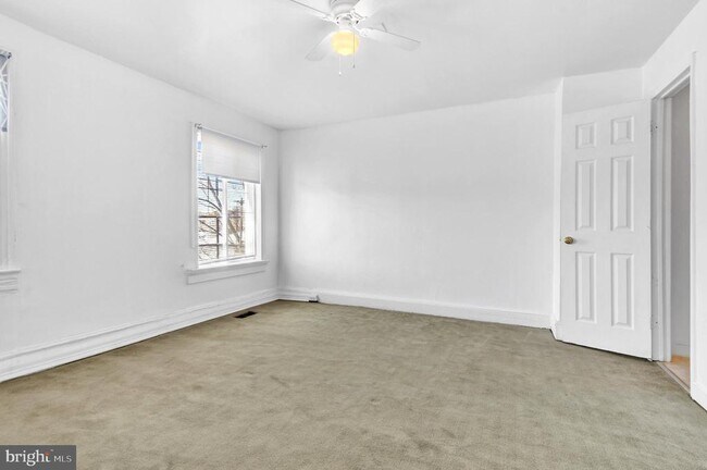 Building Photo - 1852 5th St NW