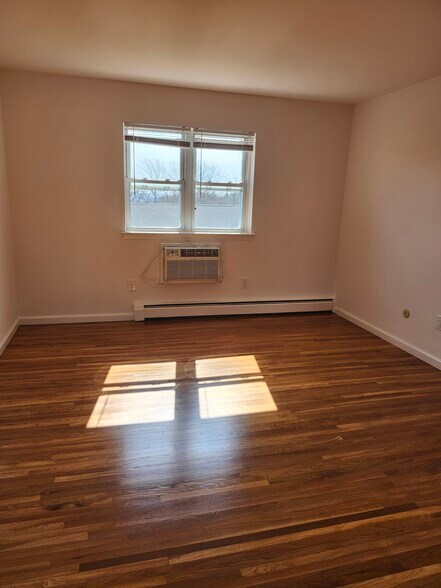 Building Photo - 2467 NJ-10