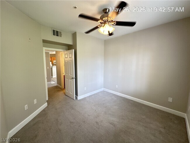 Building Photo - 7143 S Durango Dr
