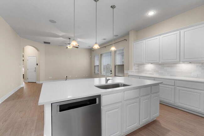 Building Photo - 4-Bedroom Home in Rancho Sienna for Rent