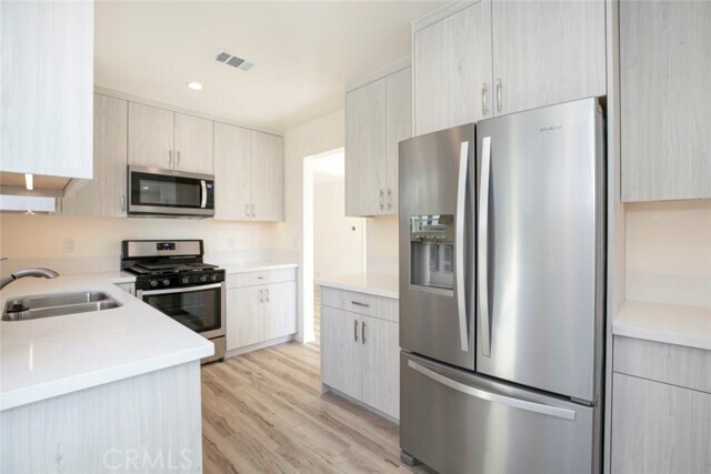 Building Photo - 1606 Bel Aire Dr