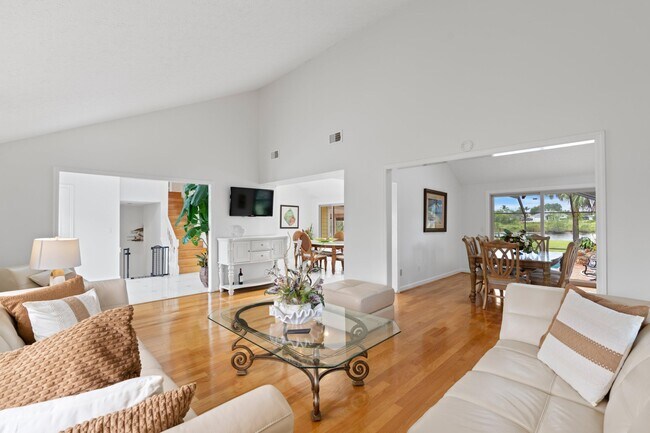 Building Photo - 2626 Erickson Dr