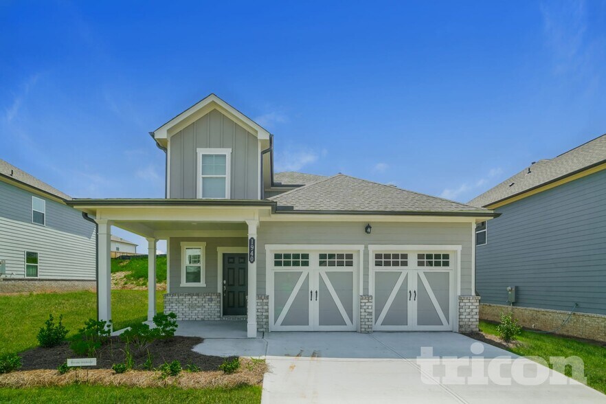 Primary Photo - 1940 Logan Ln