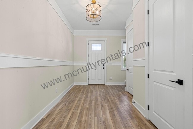 Building Photo - 1109 Masefield Ave