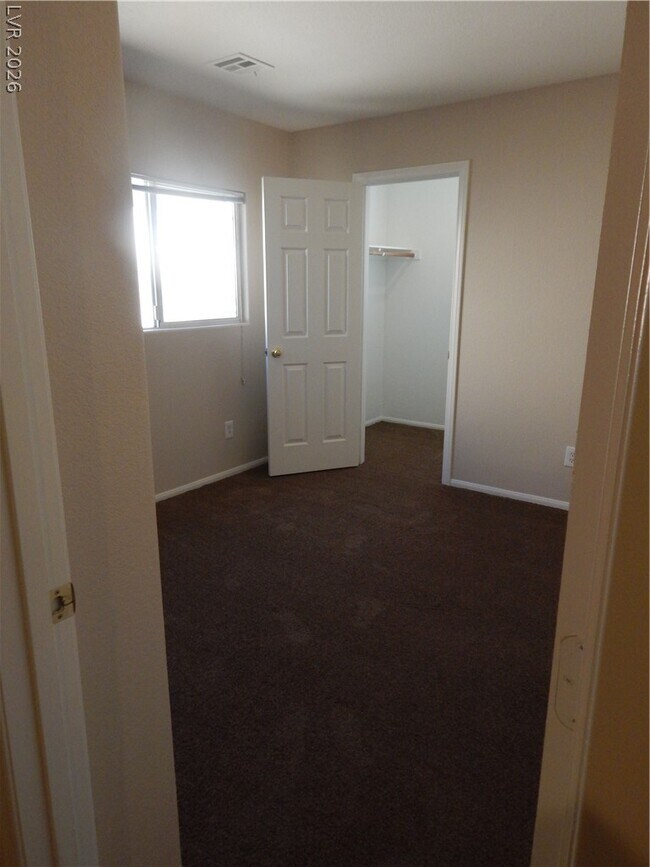 Building Photo - 1271 Orange Meadow St